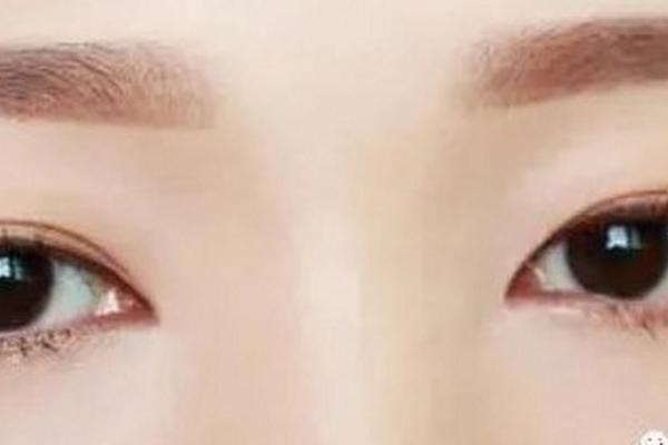 八字眉的女人性格怎样人际关系解答