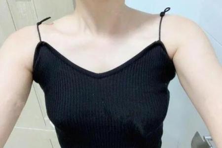这些星座男喜欢胸小的女生