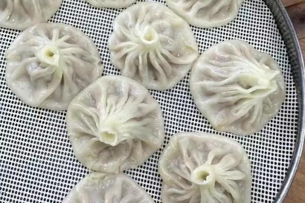 算命说有机会吃到小笼馒头