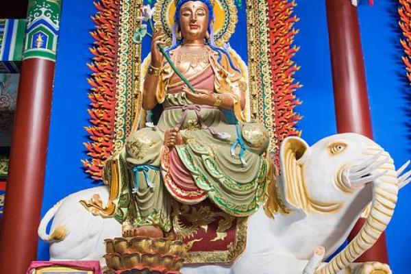 哪个寺庙文殊菩萨灵签最多