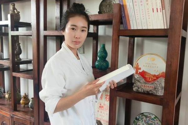 八字中缺水缺金的女人,八字缺金缺水的人命运